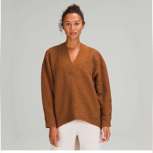Women LULULEMON Rippled Knit V-Neck Pullover Shirt Copper Brown-Size 12